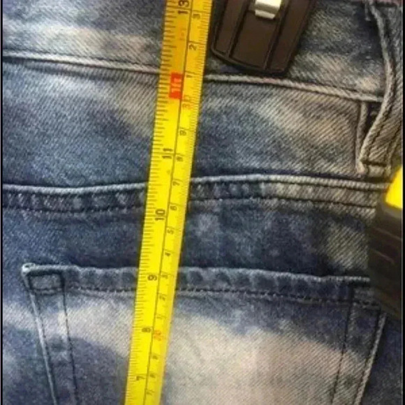 PacSun Bleached Blue Jean Vintage,ultra high rise,zipper fly,5 pocket,belt loop - Picture 4 of 4